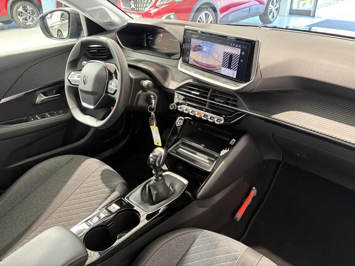 1.2 PureTech 100 Allure | Navigatie | Camera voor en achter | Blind Spot Monitor |