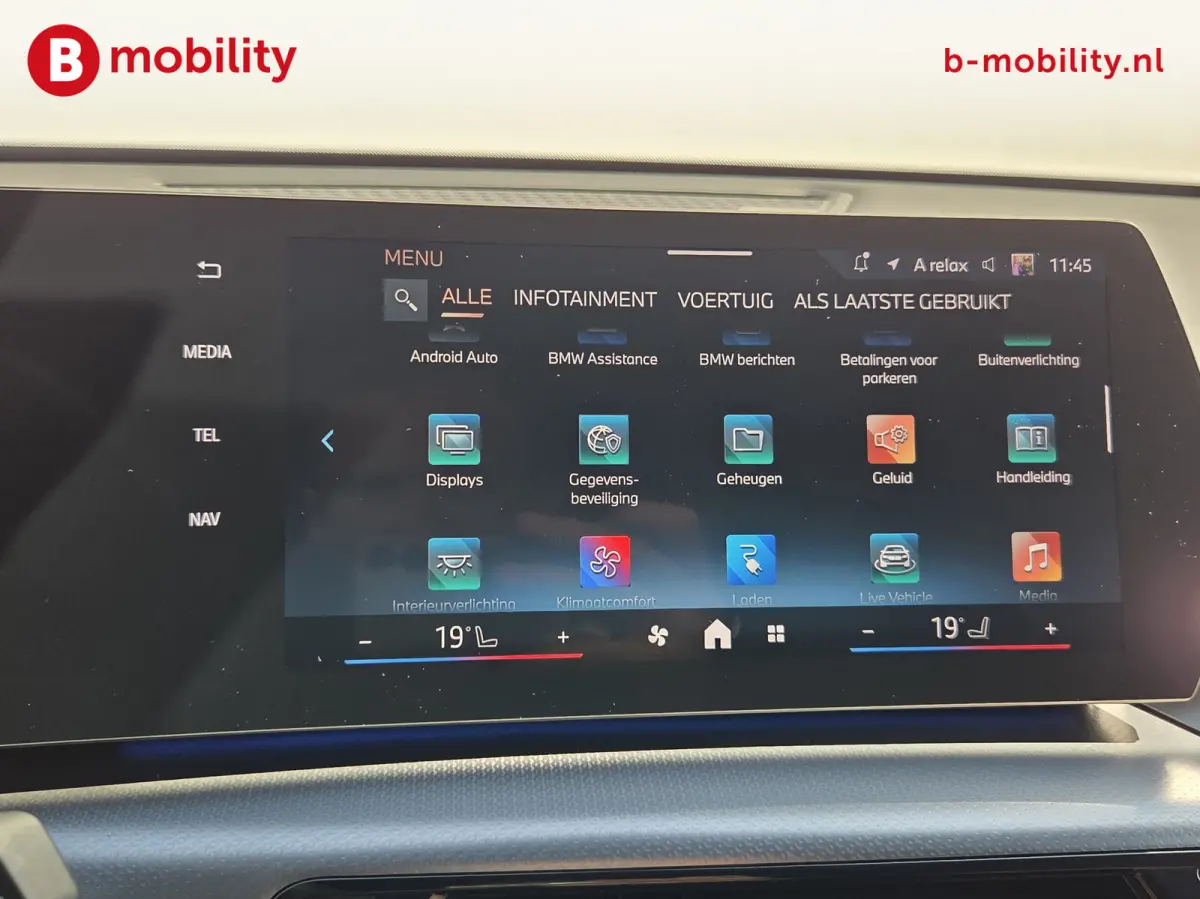 eDrive20 67 kWh M-Sport SOH 99% Driving Assist. Plus | Sportstoelen | Park Assist | Leer | Adaptive Cruise Control | DAB | NL Auto! | Achteruitrijcamera