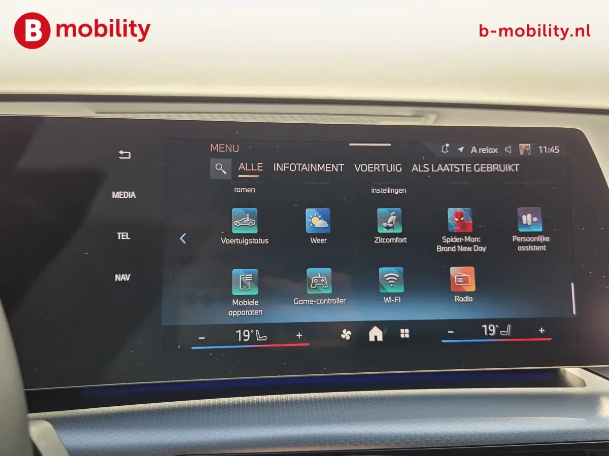 eDrive20 67 kWh M-Sport SOH 99% Driving Assist. Plus | Sportstoelen | Park Assist | Leer | Adaptive Cruise Control | DAB | NL Auto! | Achteruitrijcamera