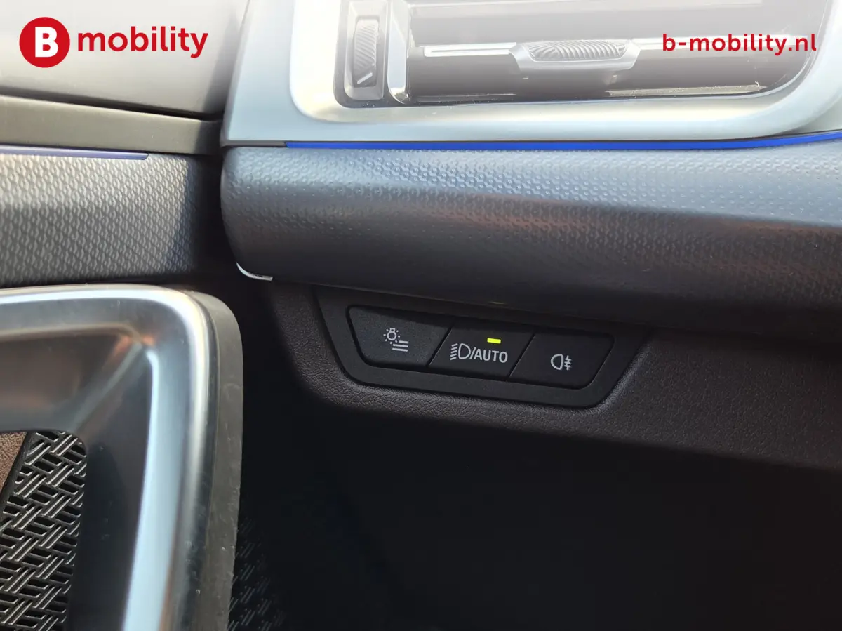 eDrive20 67 kWh M-Sport SOH 99% Driving Assist. Plus | Sportstoelen | Park Assist | Leer | Adaptive Cruise Control | DAB | NL Auto! | Achteruitrijcamera