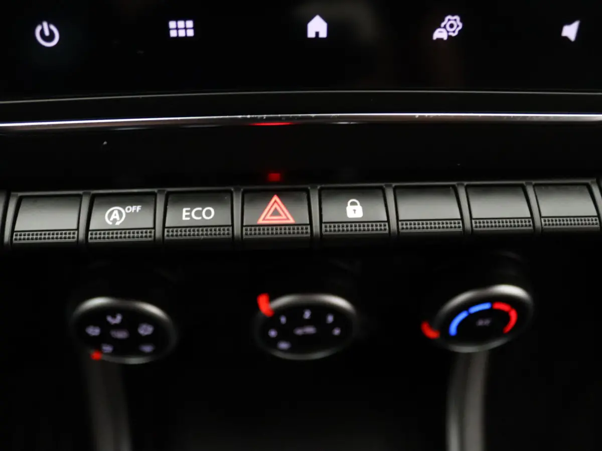 90pk TCe Zen Apple Carplay/Android Auto | Airco