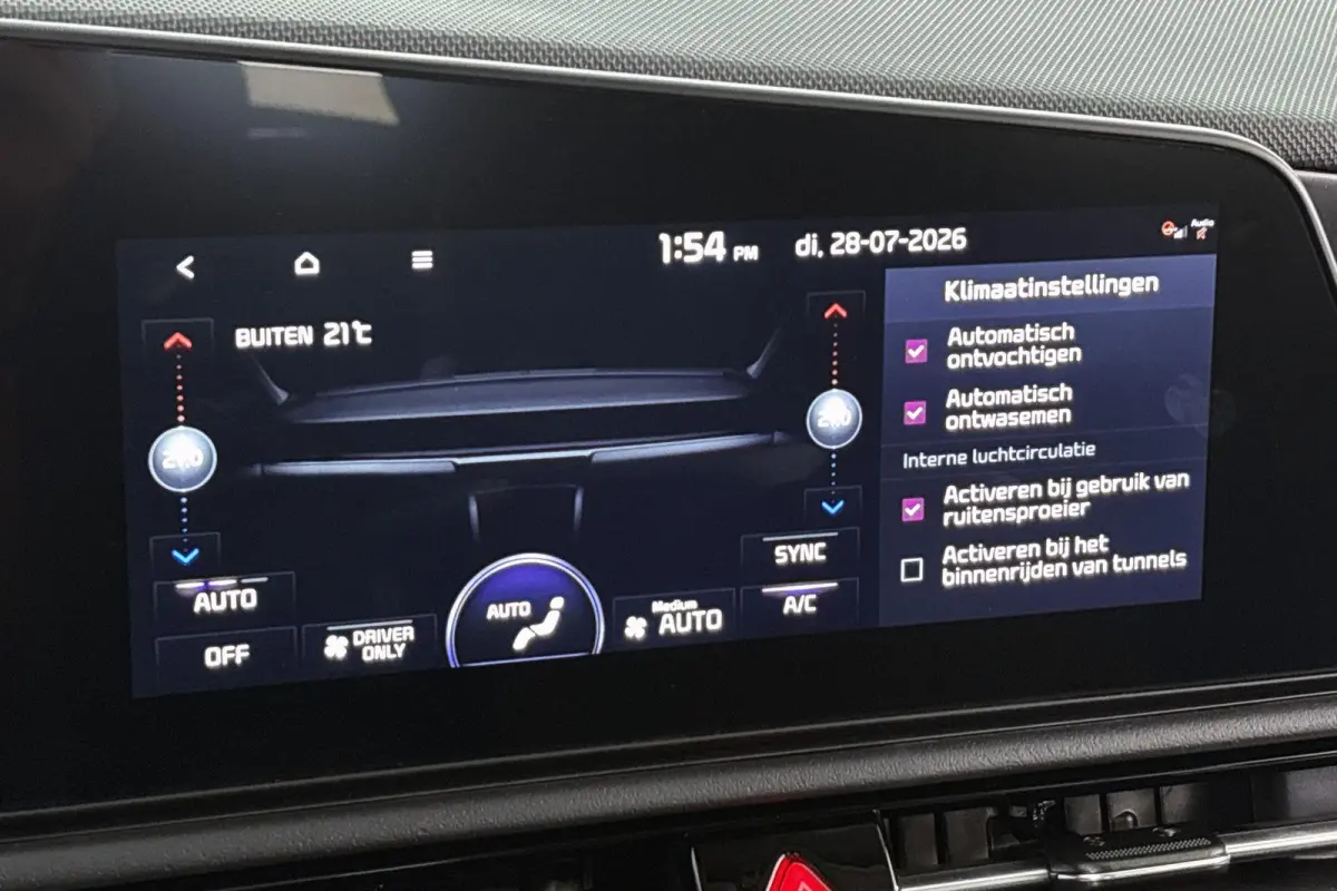 1.6 GDi PHEV DynamicLine Keyless Achteruitrijcamera Apple CarPlay 18"