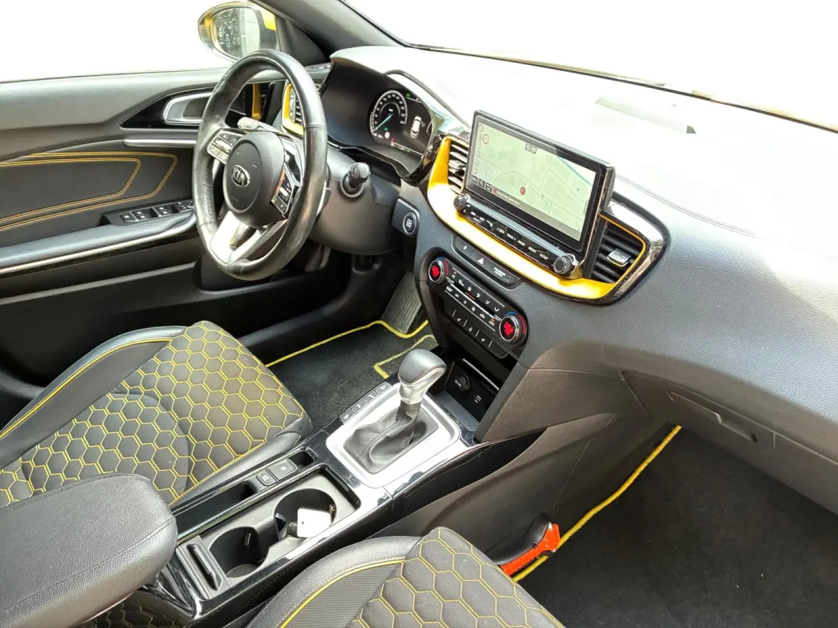 1.6 GDi PHEV DynamicPlusLine STOELVERWARMING | NAVI | LM VELGEN | TREKHAAK