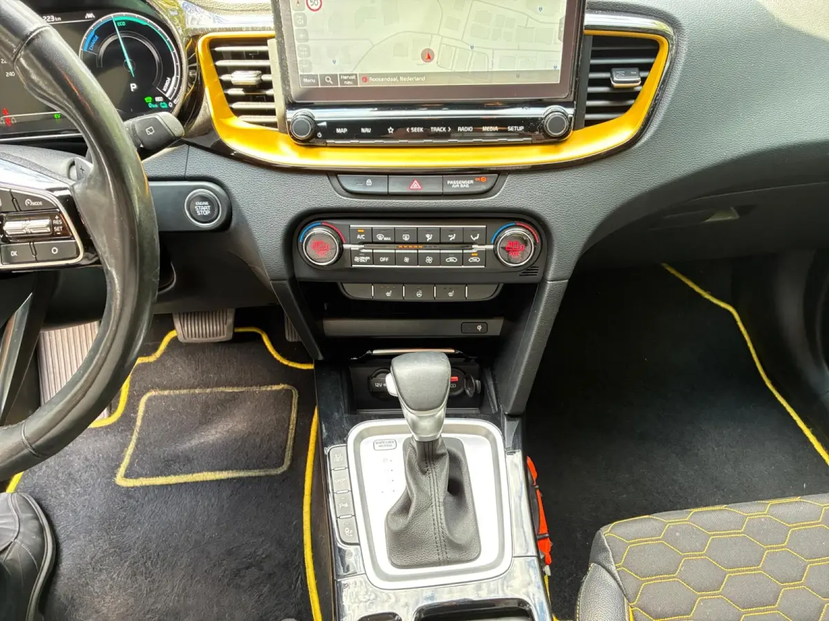 1.6 GDi PHEV DynamicPlusLine STOELVERWARMING | NAVI | LM VELGEN | TREKHAAK