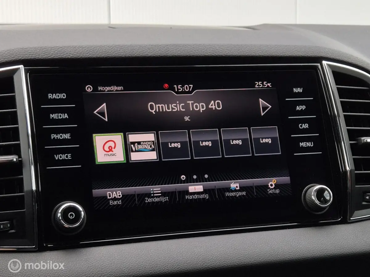1.0 TSI CLEVER EDITION/LED/CARPLAY/CLIMATE/PDC/16''LMV
