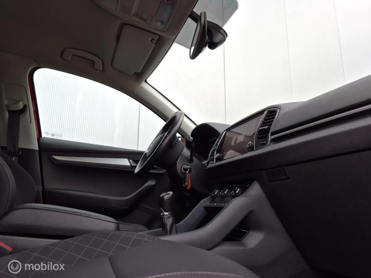 1.0 TSI CLEVER EDITION/LED/CARPLAY/CLIMATE/PDC/16''LMV