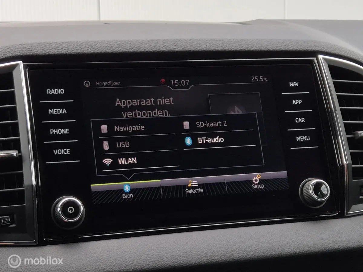 1.0 TSI CLEVER EDITION/LED/CARPLAY/CLIMATE/PDC/16''LMV