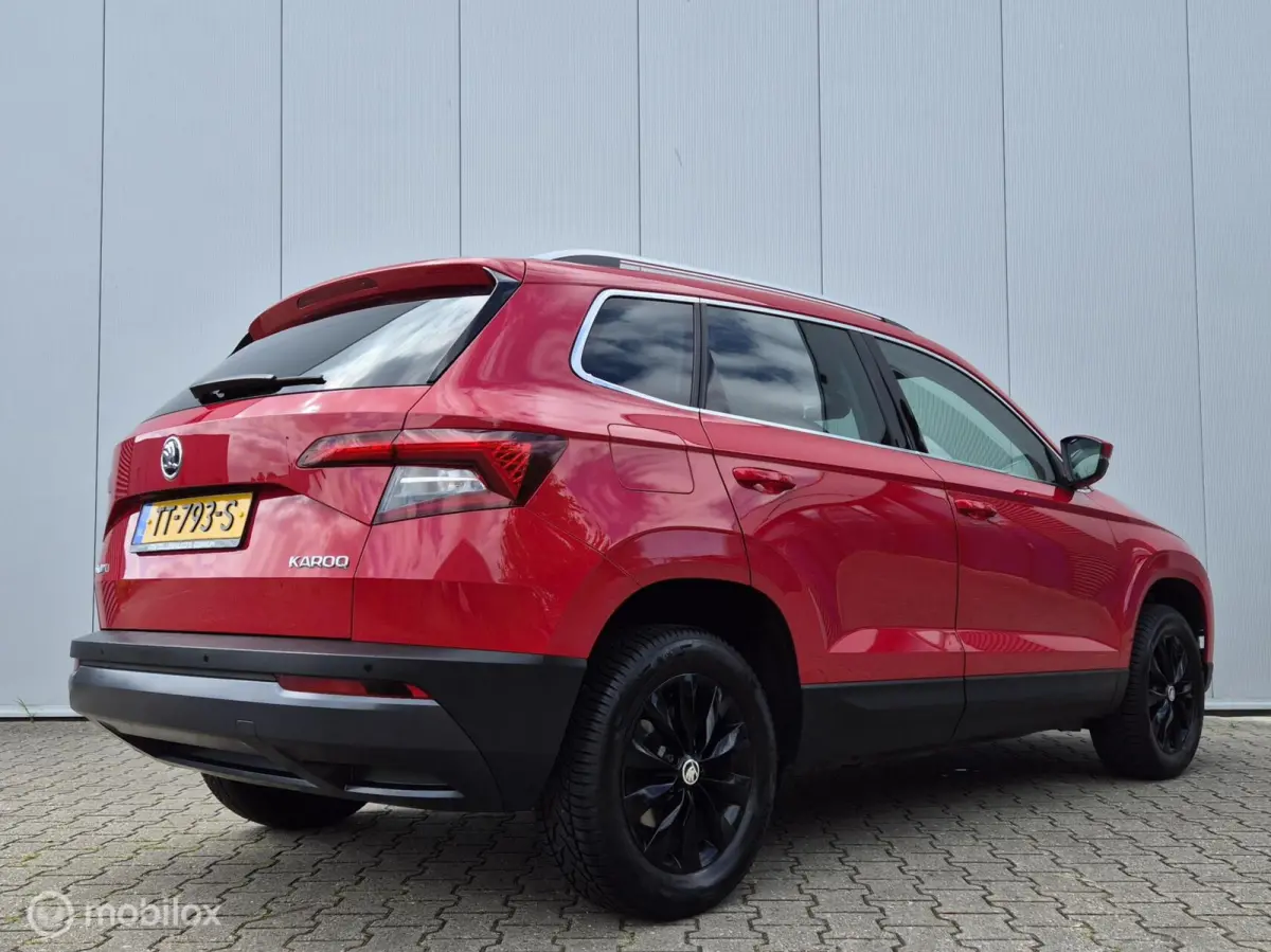1.0 TSI CLEVER EDITION/LED/CARPLAY/CLIMATE/PDC/16''LMV