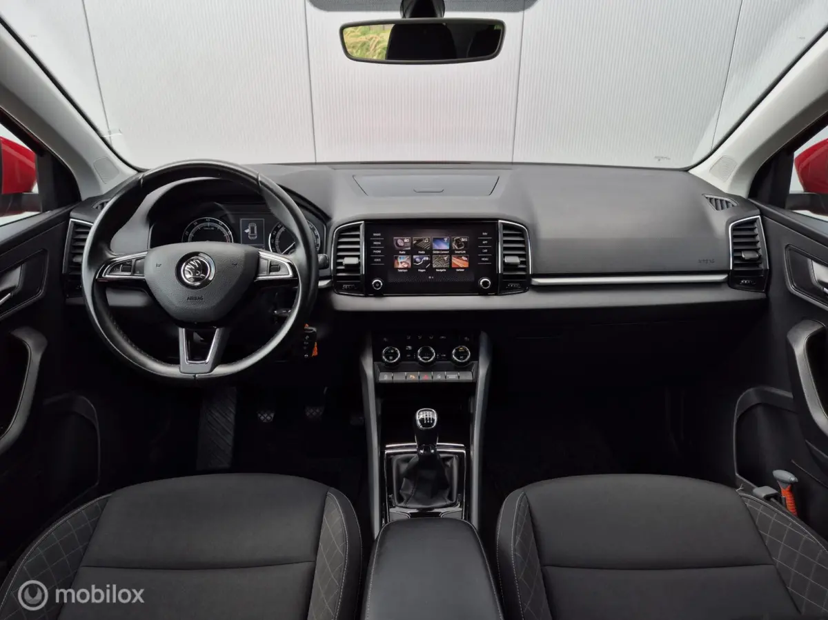 1.0 TSI CLEVER EDITION/LED/CARPLAY/CLIMATE/PDC/16''LMV