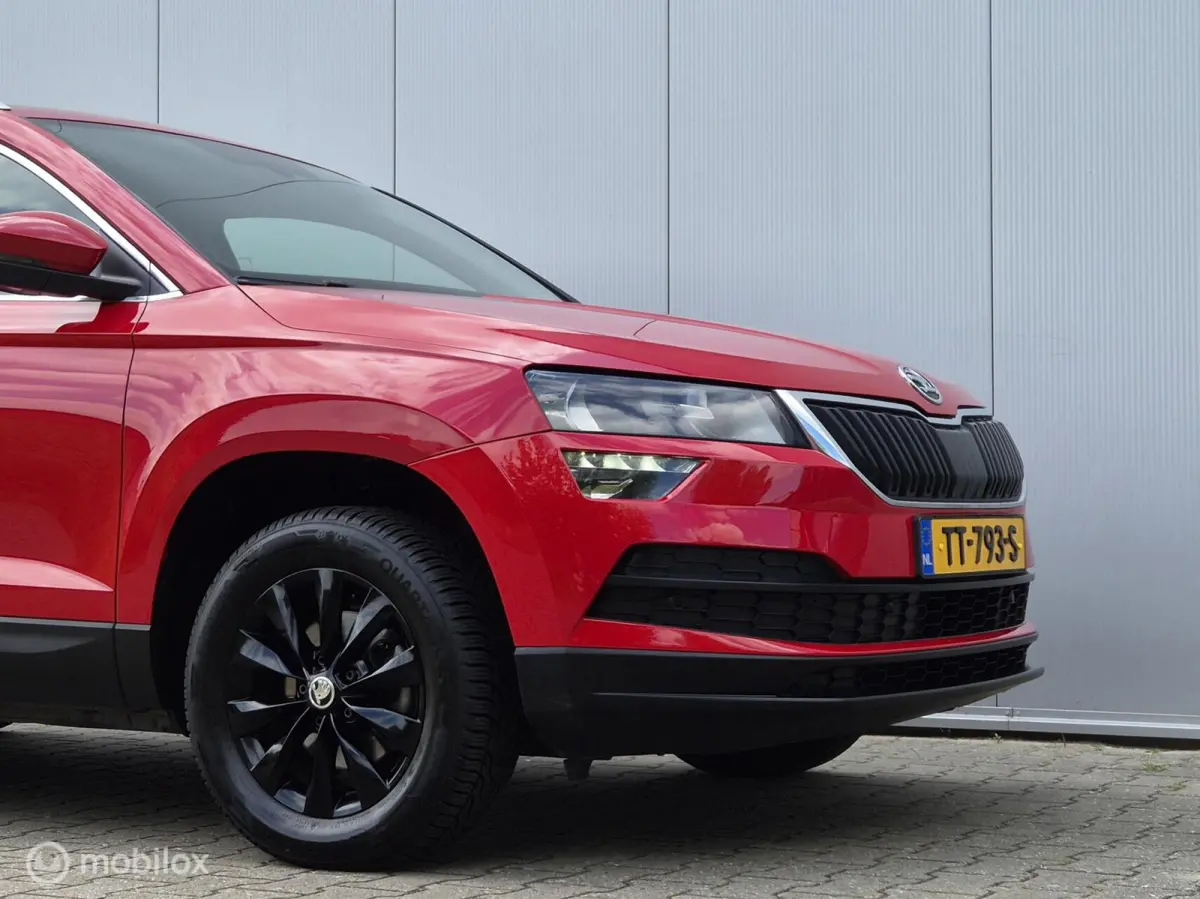 1.0 TSI CLEVER EDITION/LED/CARPLAY/CLIMATE/PDC/16''LMV