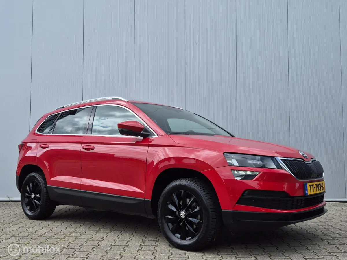 1.0 TSI CLEVER EDITION/LED/CARPLAY/CLIMATE/PDC/16''LMV