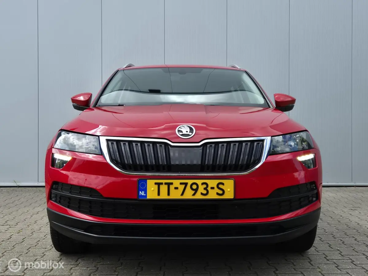 1.0 TSI CLEVER EDITION/LED/CARPLAY/CLIMATE/PDC/16''LMV