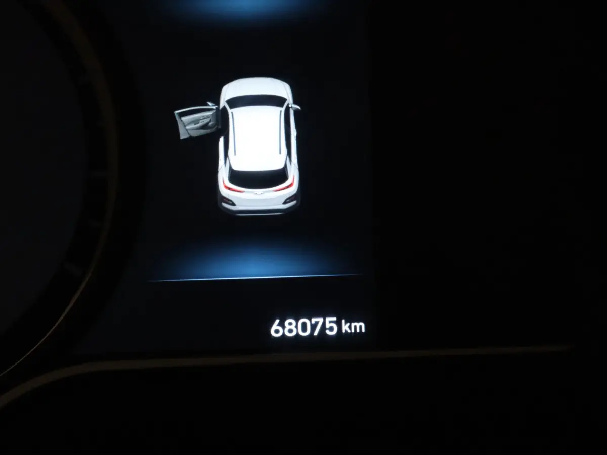 EV Fashion 64 kWh Apple Carplay/Android Auto | Head-Up
