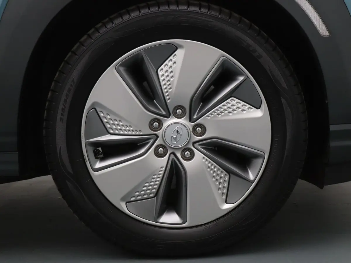 EV Fashion 64 kWh Apple Carplay/Android Auto | Head-Up