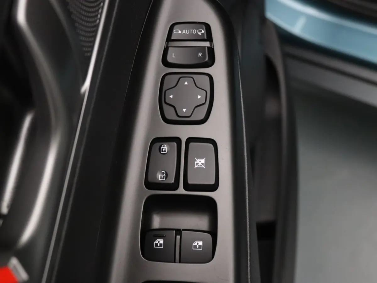 EV Fashion 64 kWh Apple Carplay/Android Auto | Head-Up