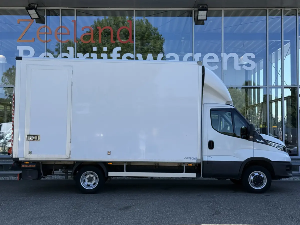 35C18H 3.0 Bakwagen met laadklep | Zijdeur | Trekhaak | Dubbel lucht | Navi | Cruisec. | LED