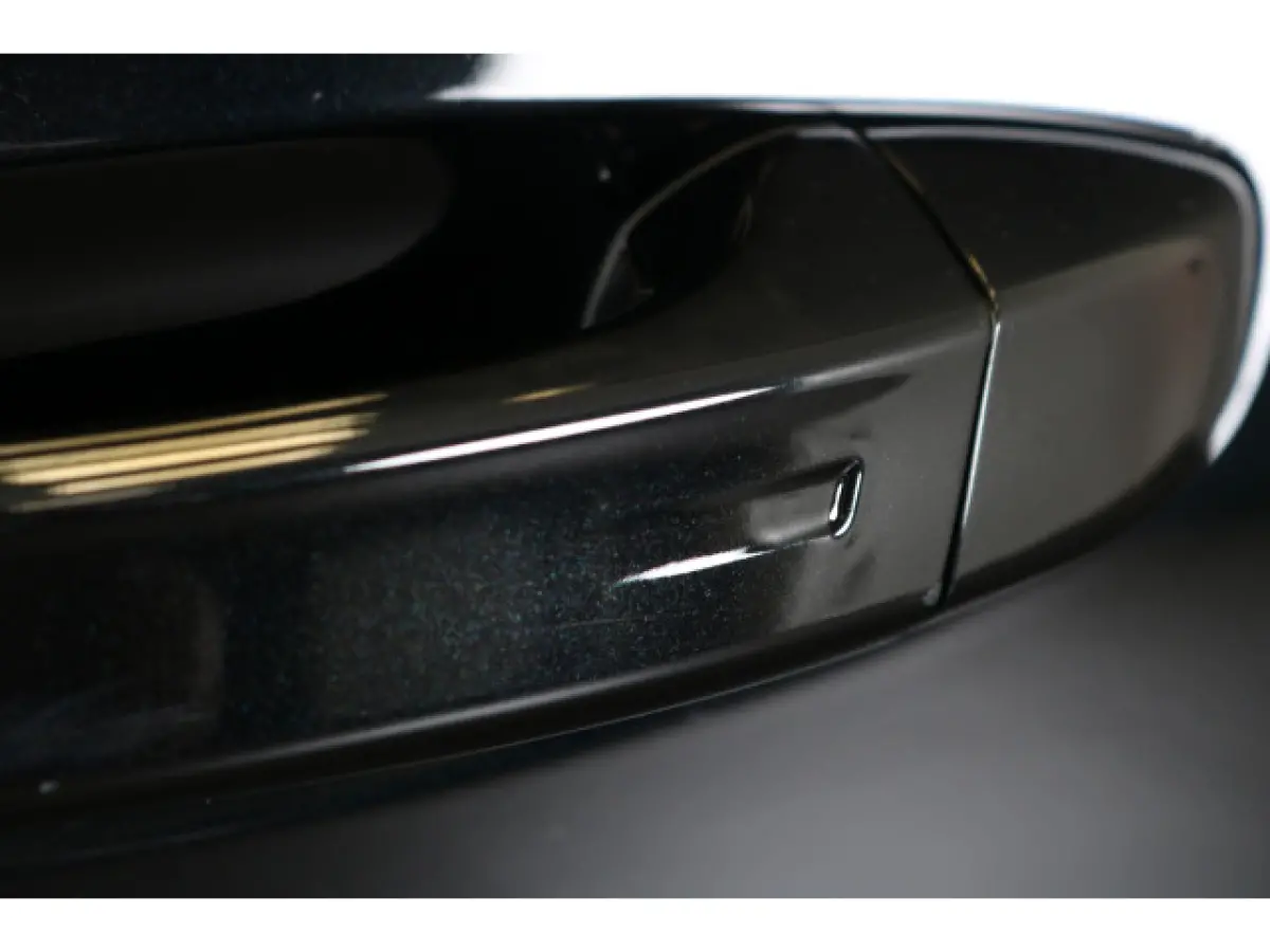 1.2 Level 3 130pk | Camera | Navi | Ad. Cruise control | AGR Stoelen | DAB | PDC V+A | Keyless entry  | LMV 17" |