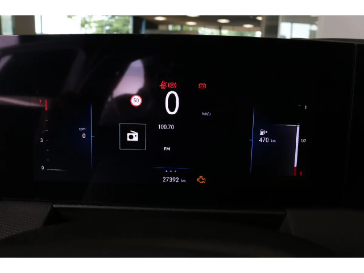 1.2 Level 3 130pk | Camera | Navi | Ad. Cruise control | AGR Stoelen | DAB | PDC V+A | Keyless entry  | LMV 17" |