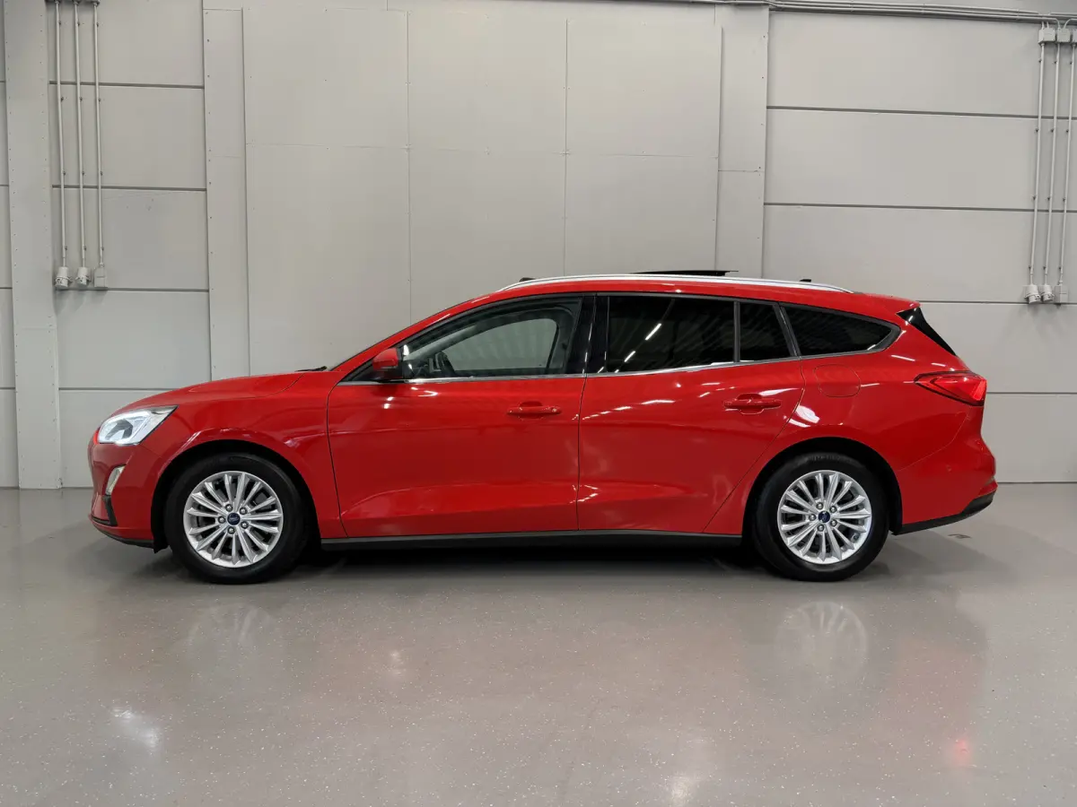 1.0 EcoBoost Titanium aut. PANO/TREKHAAK/B&O/CAMERA/LED/ADAPTIVE CRUISE/CARPLAY/KEYLESS/STOEL+STUURVERW/PDC+ASSIST/PRIVACY/ORIG. NL AUTO/APK T/M 04-2027