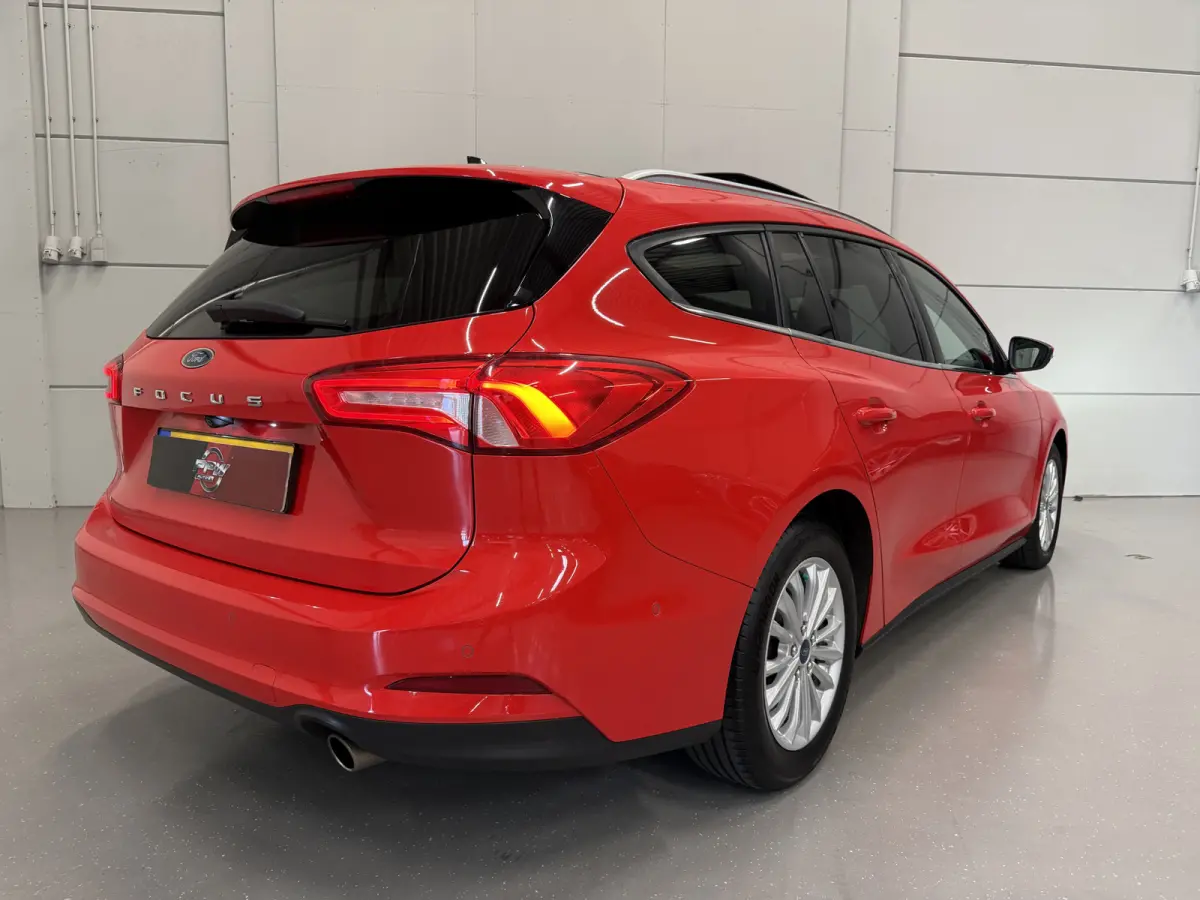 1.0 EcoBoost Titanium aut. PANO/TREKHAAK/B&O/CAMERA/LED/ADAPTIVE CRUISE/CARPLAY/KEYLESS/STOEL+STUURVERW/PDC+ASSIST/PRIVACY/ORIG. NL AUTO/APK T/M 04-2027
