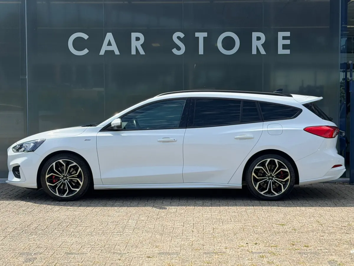 1.0 EcoBoost Hybrid ST Line X Business PANORAMADAK