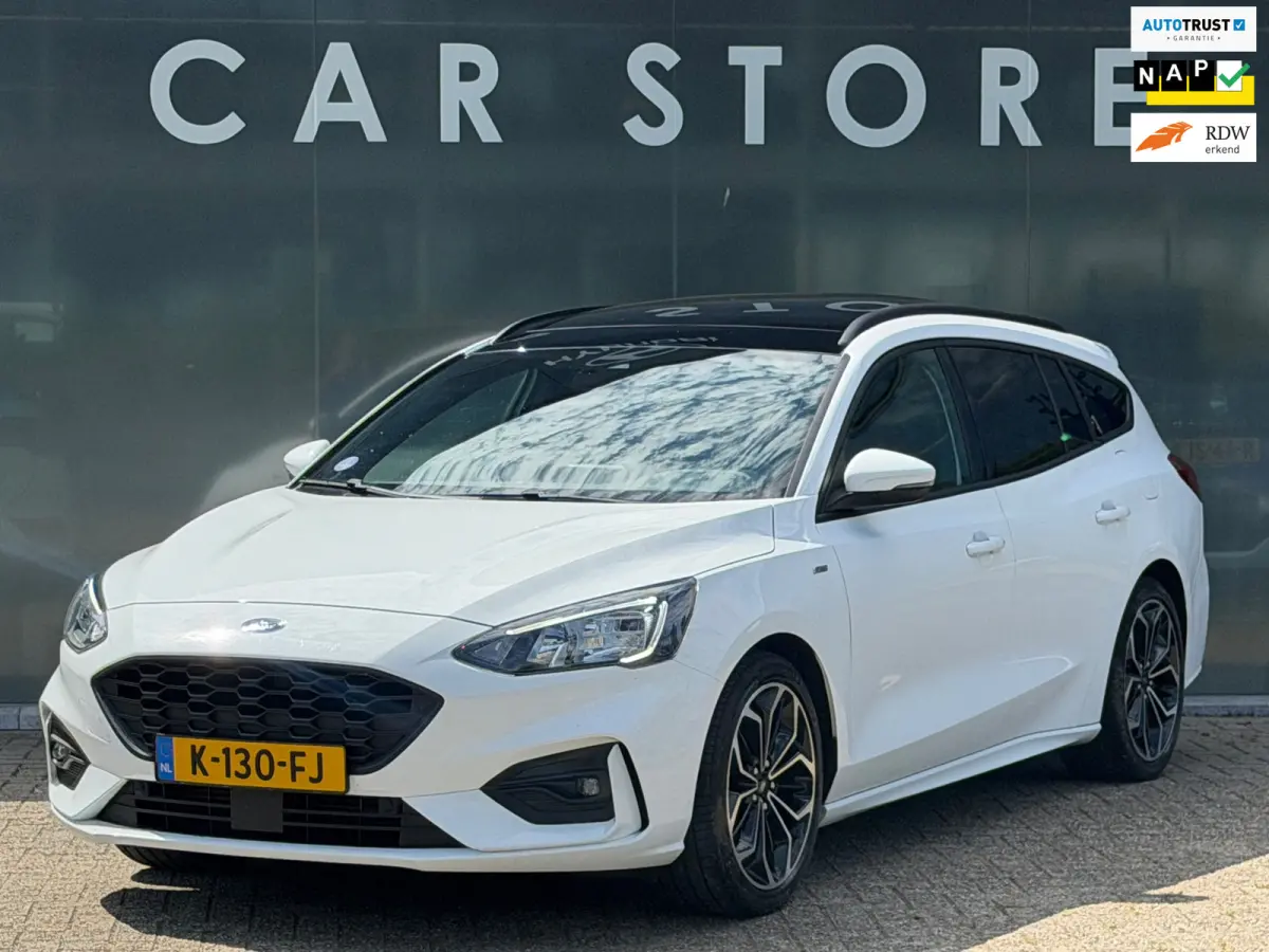 1.0 EcoBoost Hybrid ST Line X Business PANORAMADAK