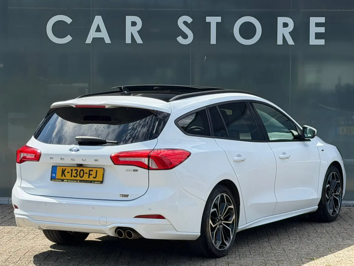 1.0 EcoBoost Hybrid ST Line X Business PANORAMADAK