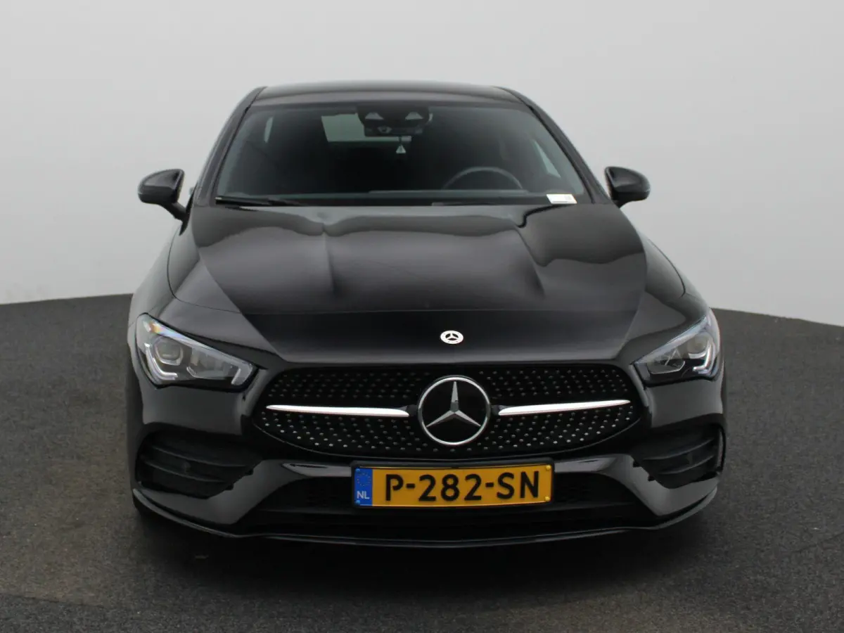 180 Business Solution AMG AUTOMAAT | TREKHAAK | NAVIGATIE | CAMERA | STOELVERWARMING