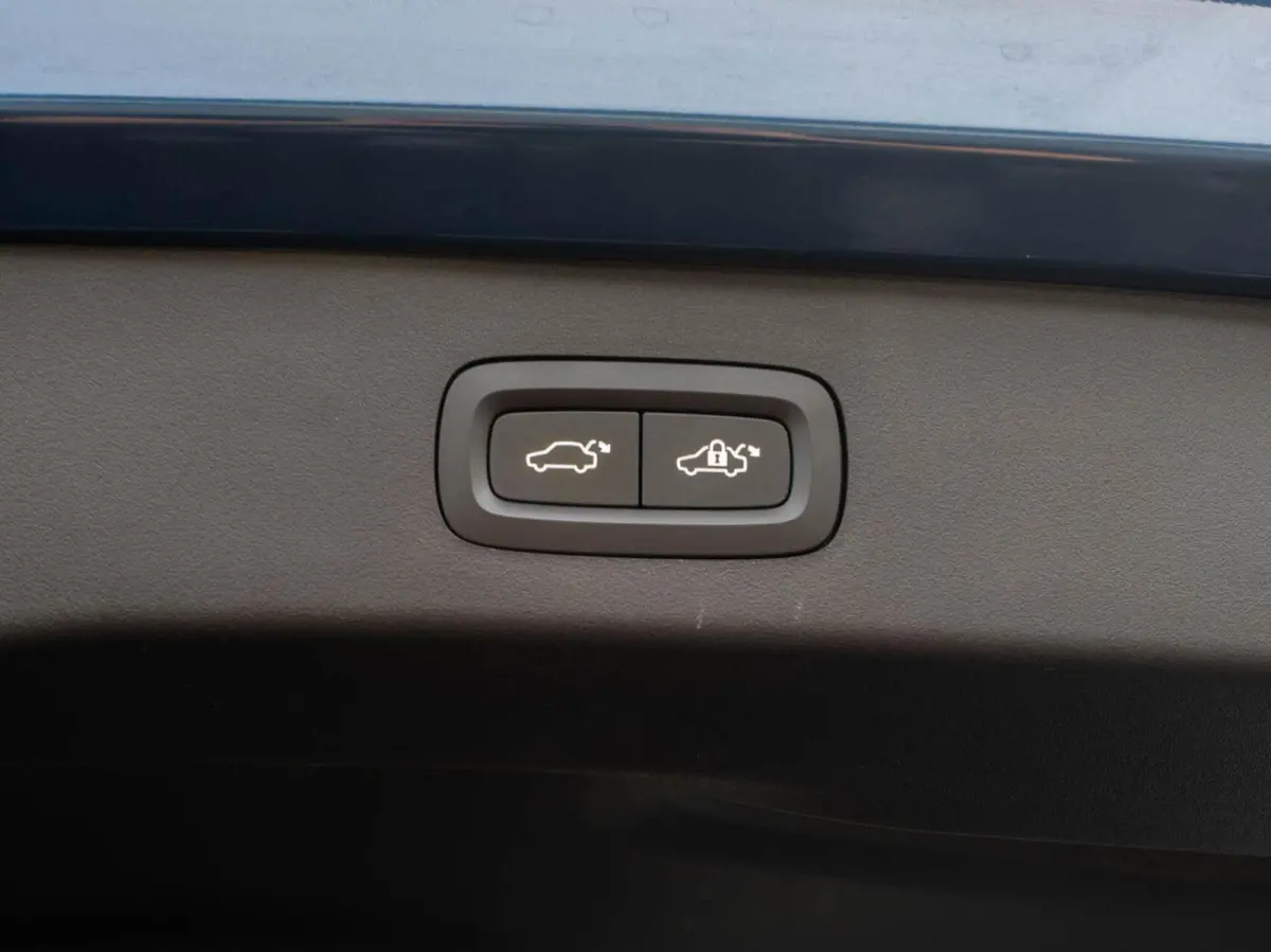 1.5 Plug-in Hybrid 262pk | Panoramadak | Navigatie | 360 Camera