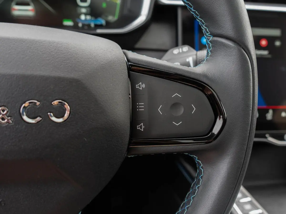 1.5 Plug-in Hybrid 262pk | Panoramadak | Navigatie | 360 Camera