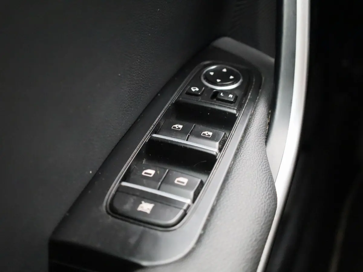 1.6 GDi PHEV DCT Business Line | CAMERA | NAVIGATIE | STOELVERWARMING