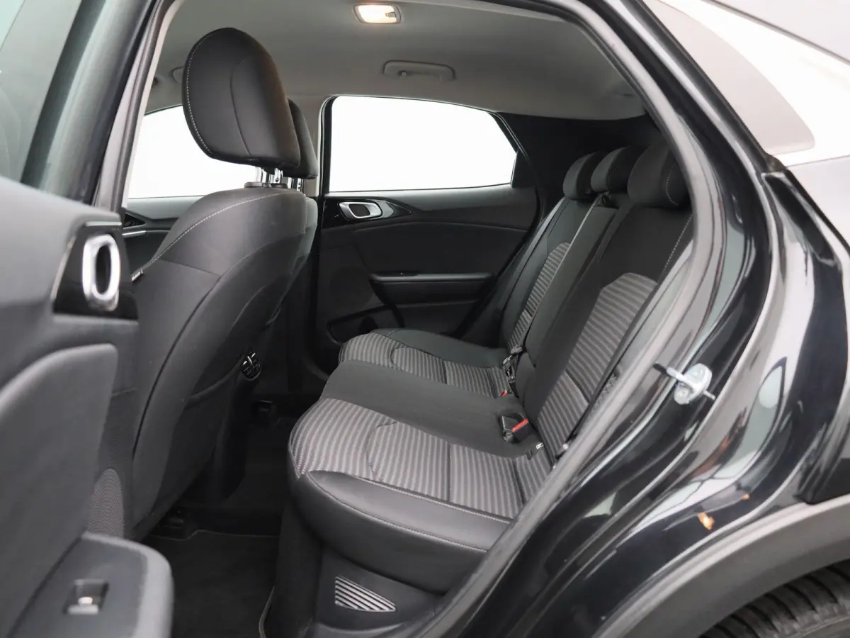 1.6 GDi PHEV DCT Business Line | CAMERA | NAVIGATIE | STOELVERWARMING