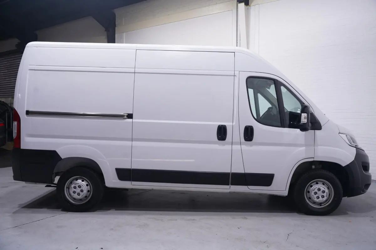 2.2 HDI 140 pk L2H2 Airco, Cruise Control BPM vrij, Audiosysteem, PDC achter, 3-Zits