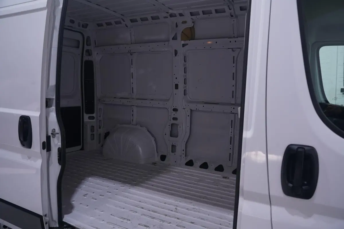 2.2 HDI 140 pk L2H2 Airco, Cruise Control BPM vrij, Audiosysteem, PDC achter, 3-Zits