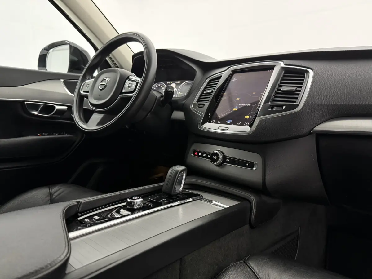 2.0 T8 Recharge AWD 7p. | Camera | Virtual | Cruise | Trekhaak | LED | Stoel/Stuurverw.