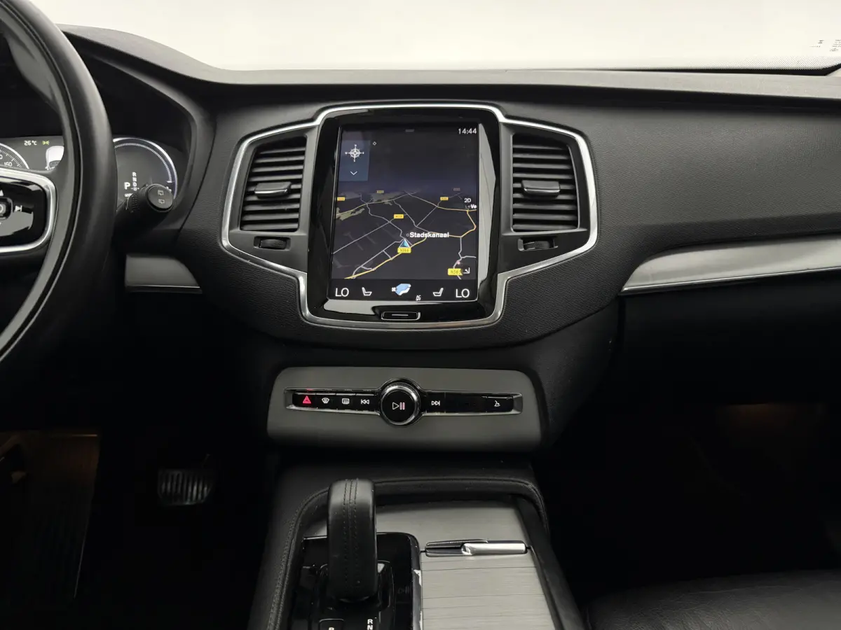 2.0 T8 Recharge AWD 7p. | Camera | Virtual | Cruise | Trekhaak | LED | Stoel/Stuurverw.
