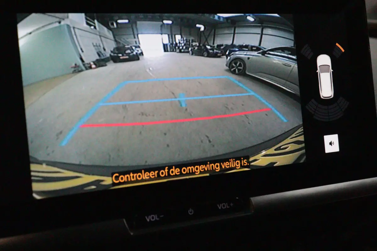 1.8 Hybrid 140 Dynamic | NAVI | CLIMA | CAMERA + PDC | ADAP CRUISE | LANE-ASSIST / WARNING |