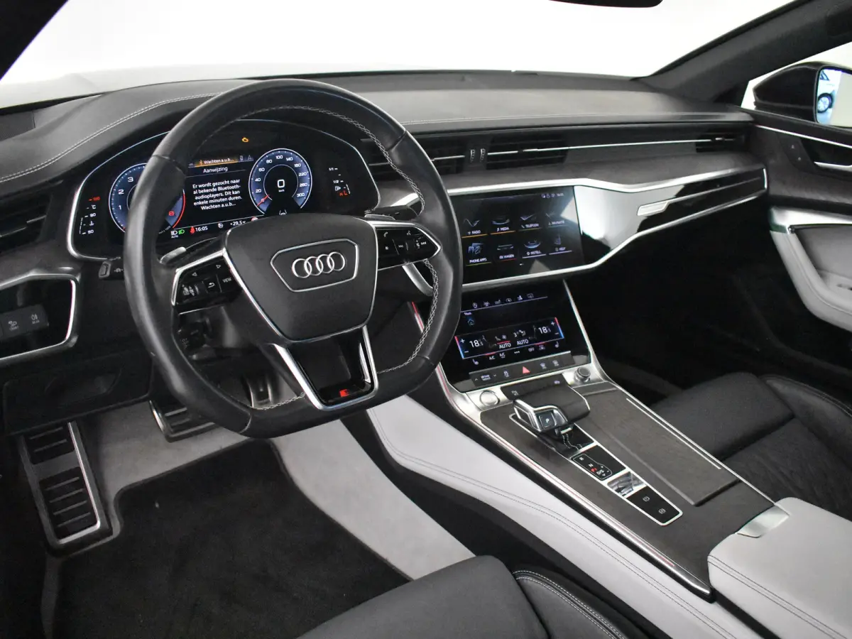 45 TFSI quattro 245PK | 1 van 111 | Harman Kardon audio | Audi Exclusive interieur | Lederen bekleding | Panoramadak | Elektrische achterklep | 21" LMV