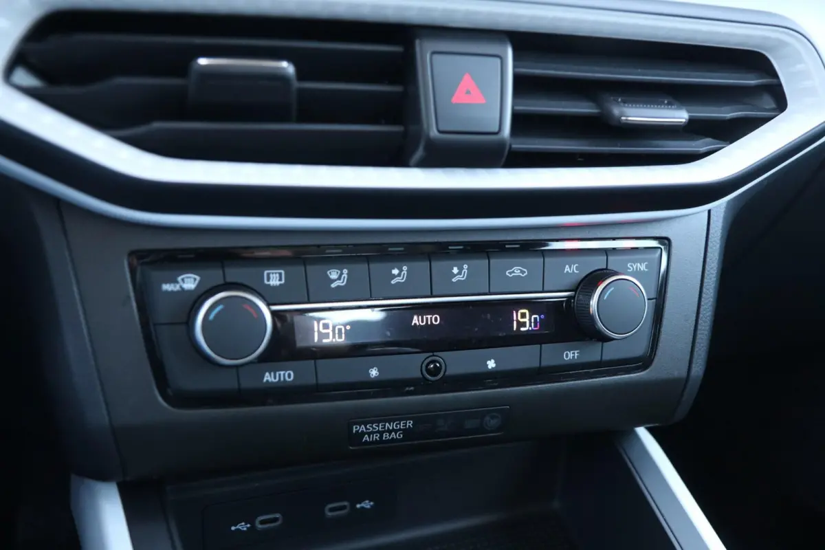 1.0 TSI 95pk Style | Full Link | Clima | Parkeersensoren Achter