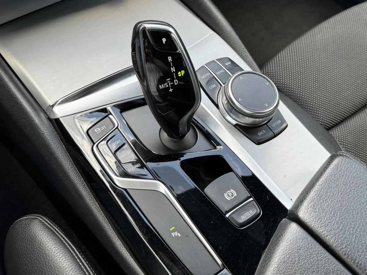 530i High Executiv|Sport-Line|Trekha|LED