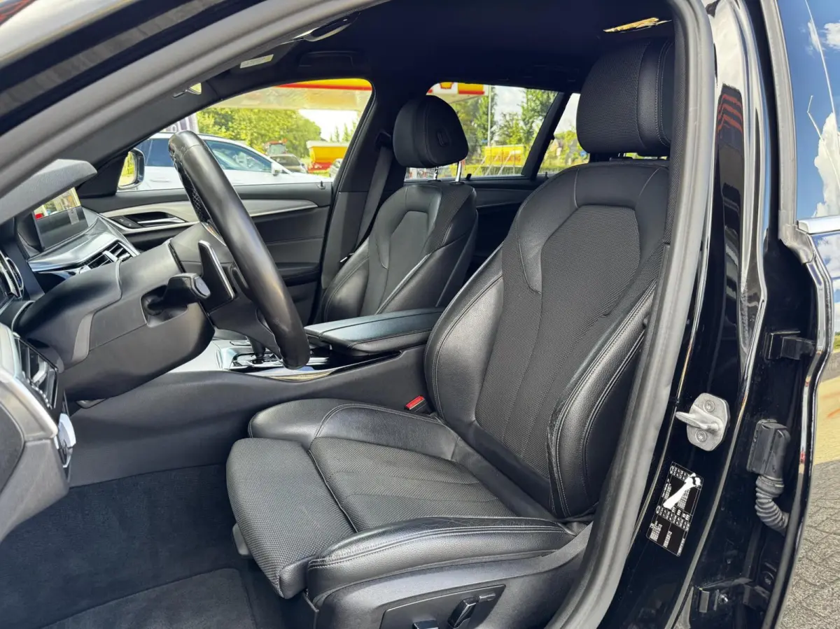 530i High Executiv|Sport-Line|Trekha|LED