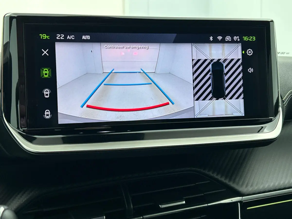 1.2 PureTech 130pk Automaat GT-Line Clima Control Camera Achter Navigatie d.m.v. Apple Carplay / Android auto Velgen 17 inch