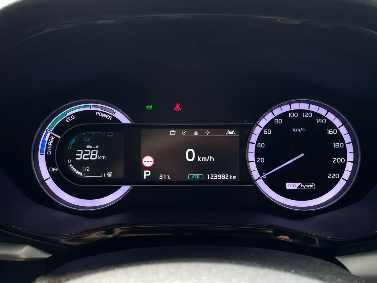 1.6 GDi Hybrid DynamicLine DEALER OND EERSTE EIG
