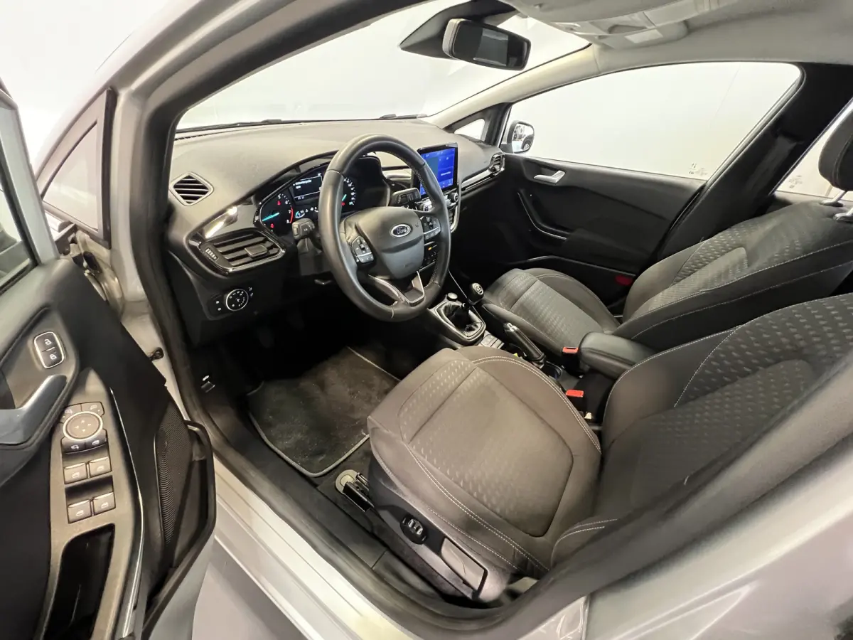1.0 EcoBoost Titanium | Android Auto/Apple Carplay | LM Velgen 15" | Cruise Control | LED Koplampen | Automatisch Airco |