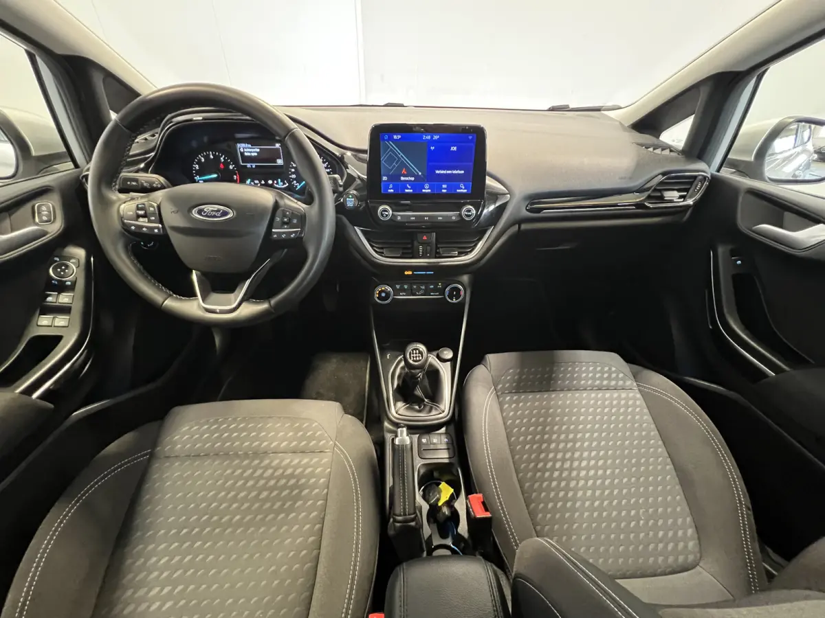 1.0 EcoBoost Titanium | Android Auto/Apple Carplay | LM Velgen 15" | Cruise Control | LED Koplampen | Automatisch Airco |