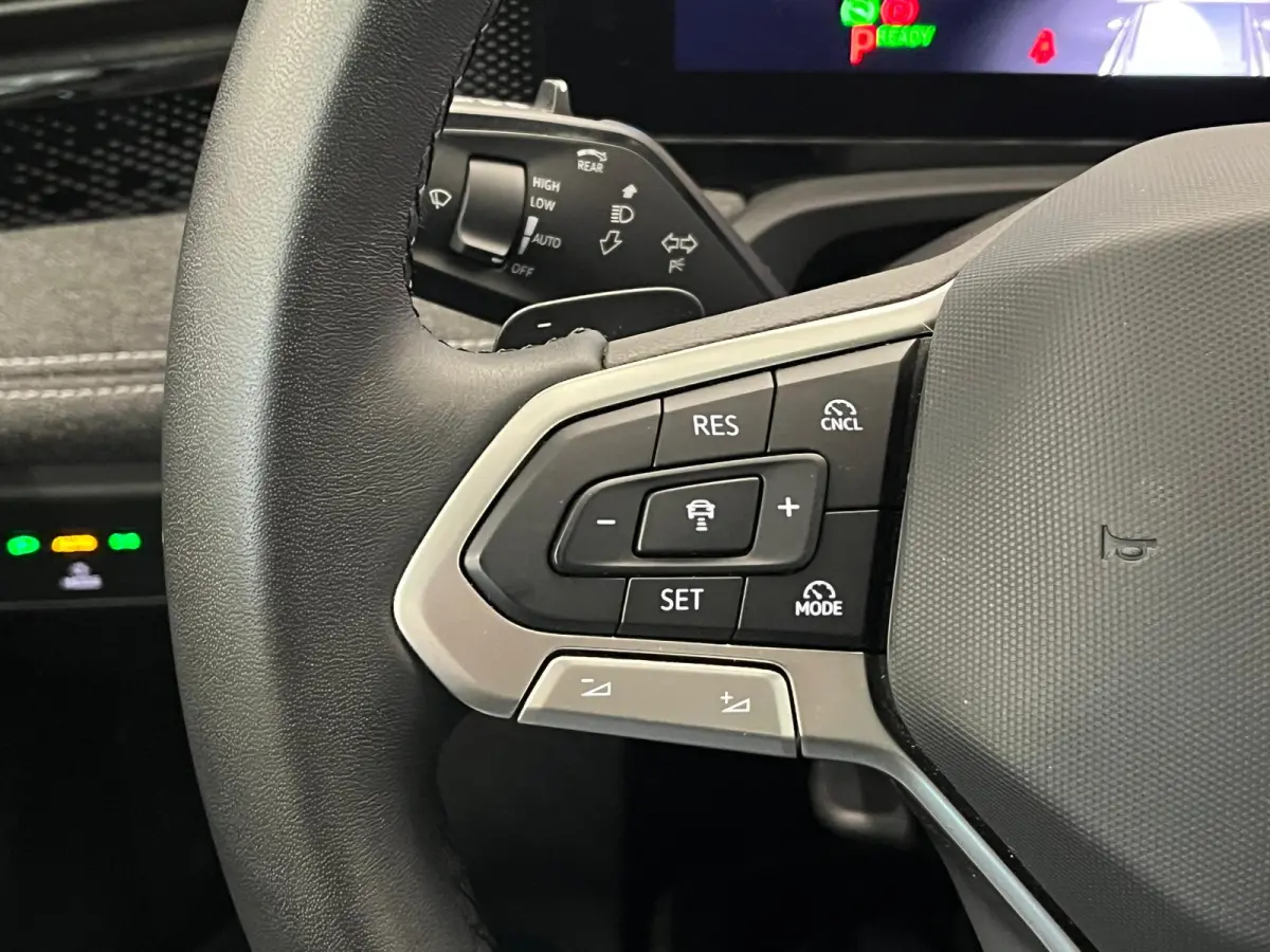 1.5 eTSI DSG-7 Aut Variant Business Airco ECC Navi Wireless Carplay 17" LM Velgen PDC VA+Camera Adaptive Cruise Control
