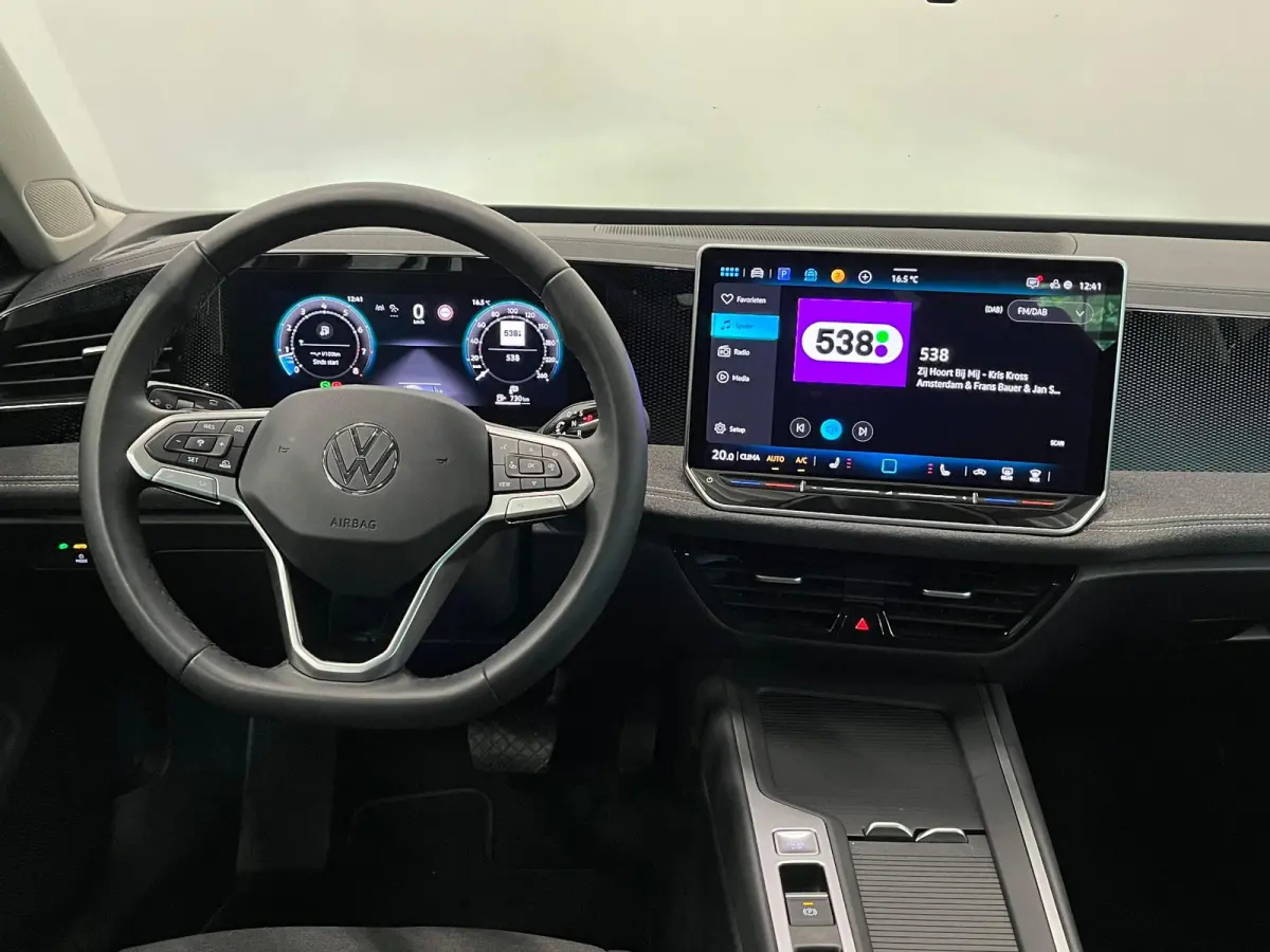 1.5 eTSI DSG-7 Aut Variant Business Airco ECC Navi Wireless Carplay 17" LM Velgen PDC VA+Camera Adaptive Cruise Control