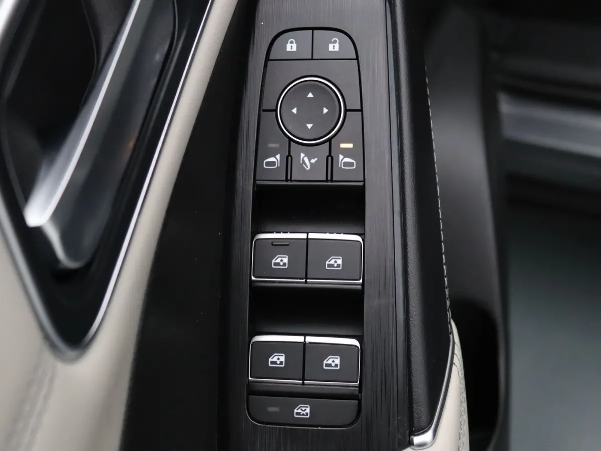 190pk e-Power Tekna Apple Carplay/Android Auto | Panoramadak
