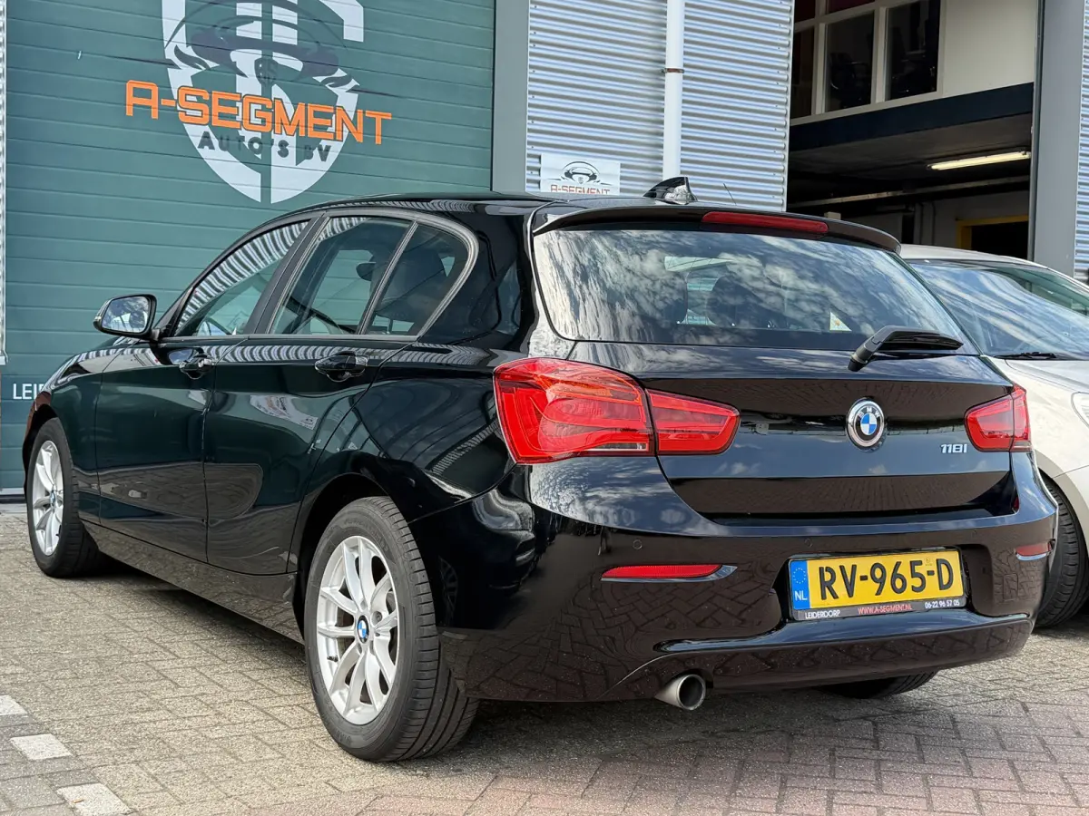 118i Executive / Automaat / NAP / LED / Navi / Pdc