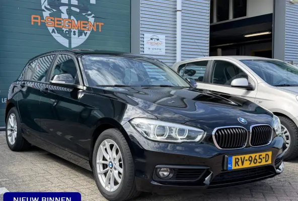 118i Executive / Automaat / NAP / LED / Navi / Pdc